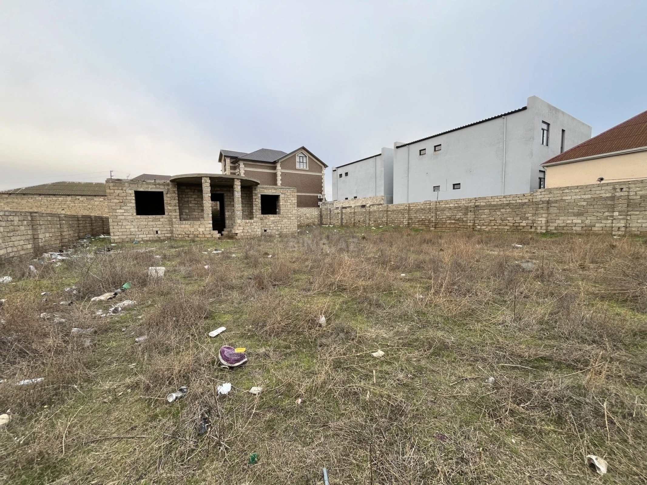 Satılır torpaq sahəsi 12 m²