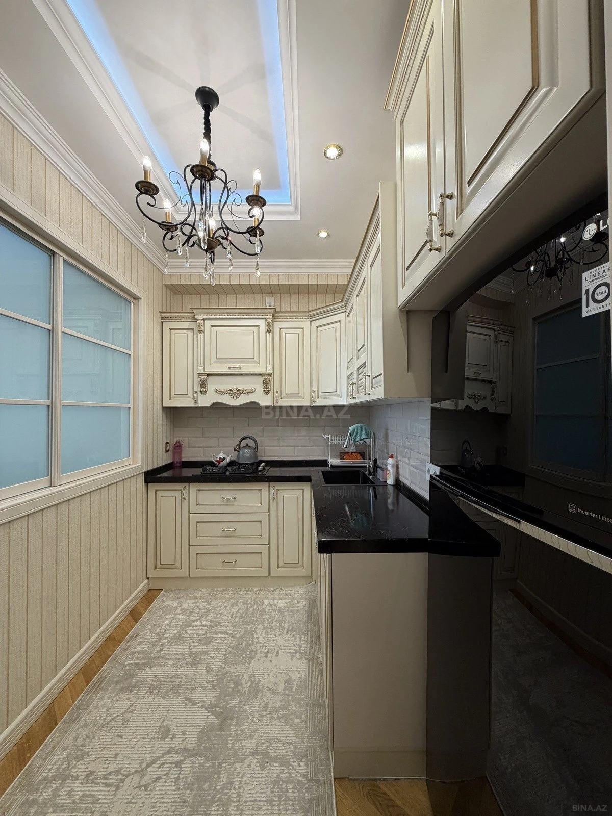 Satılır 2 otaqlı mənzil 76 m²