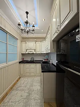 Satılır 2 otaqlı mənzil 76 m²