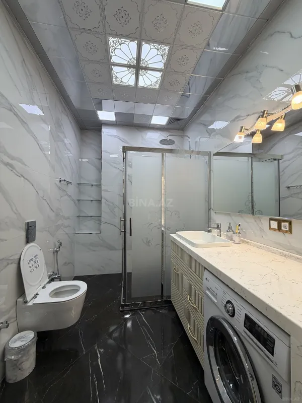 Satılır 2 otaqlı mənzil 76 m²