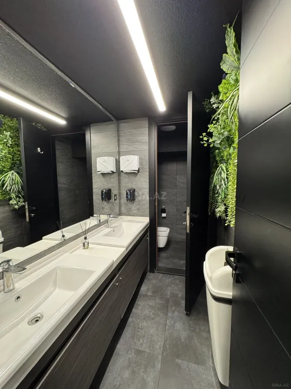 Satılır obyekt 200 m²