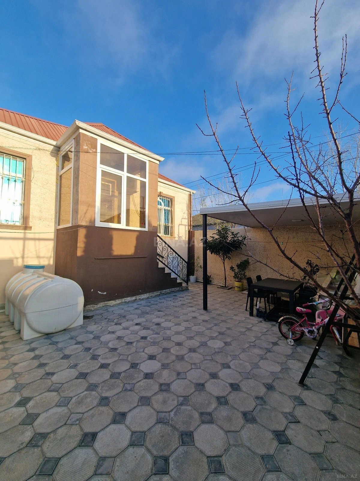 Satılır 4 otaqlı həyət evi 122 m²