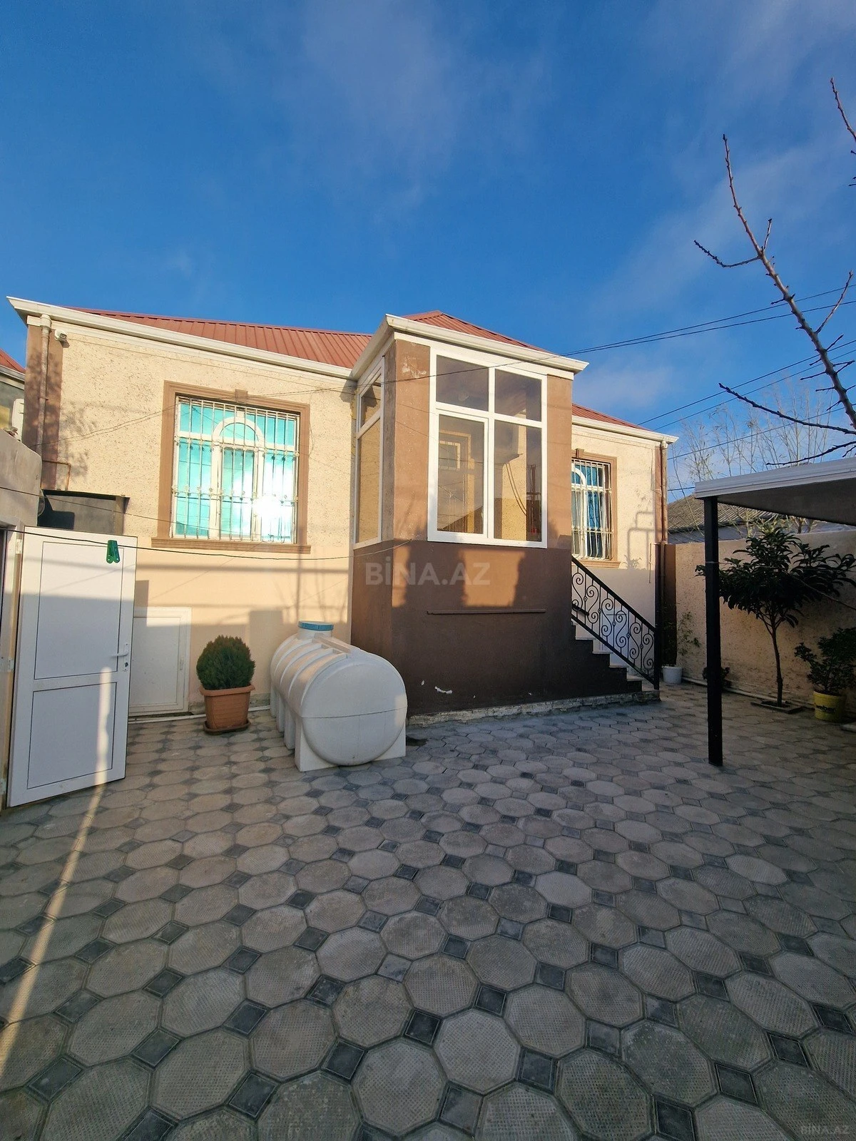 Satılır 4 otaqlı həyət evi 122 m²
