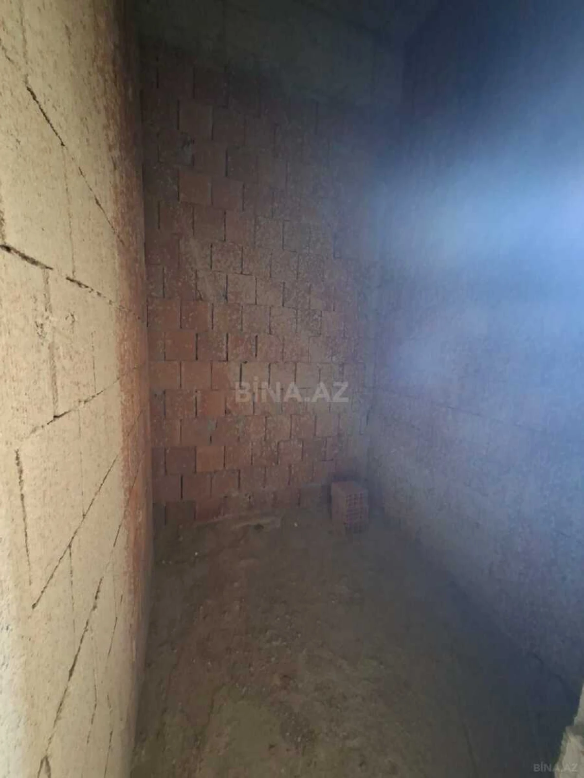 Satılır 3 otaqlı mənzil 96 m²