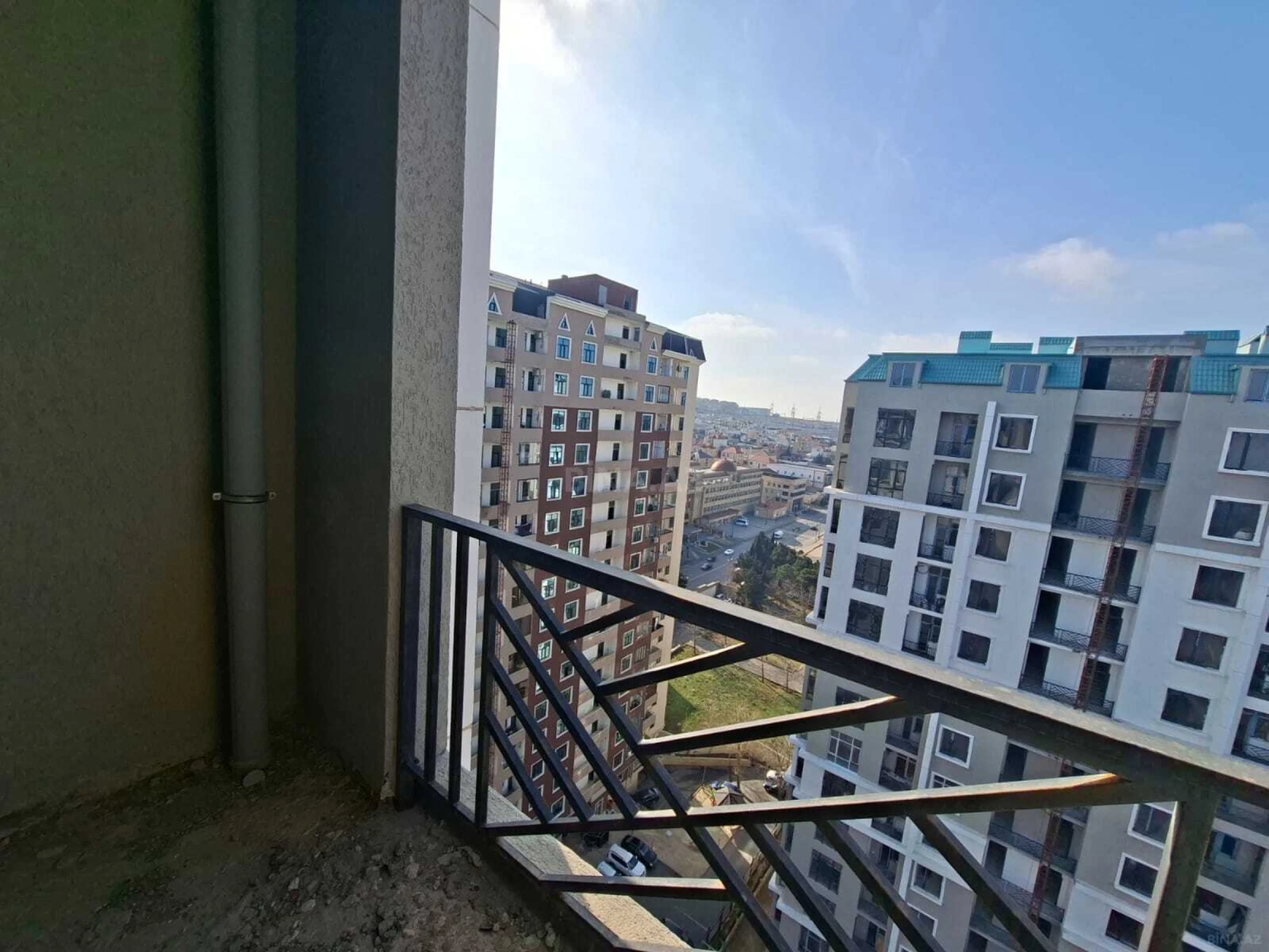 Satılır 3 otaqlı mənzil 96 m²