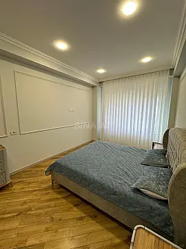Kirayə verilir 3 otaqlı mənzil 130 m²