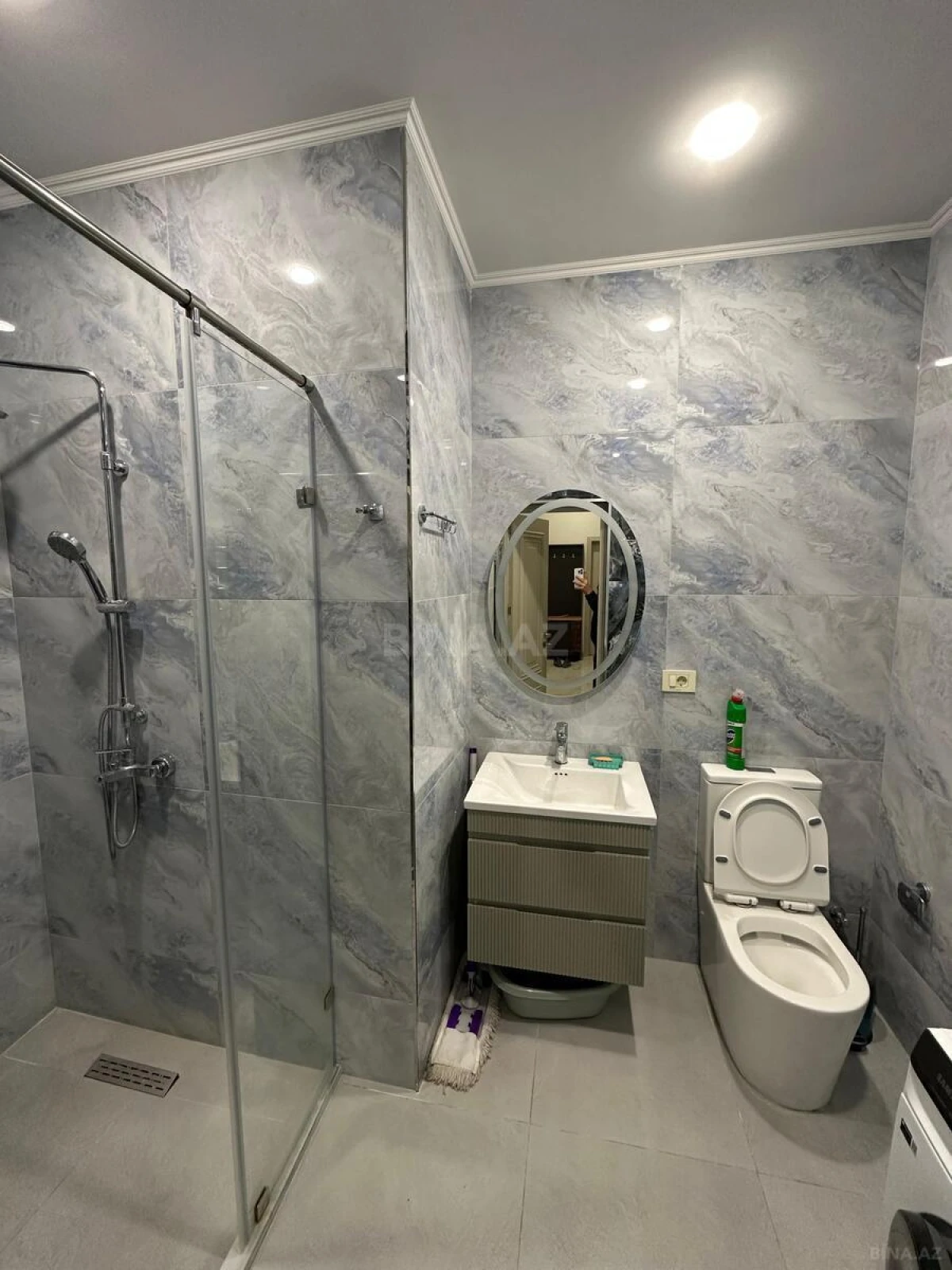 Kirayə verilir 3 otaqlı mənzil 130 m²