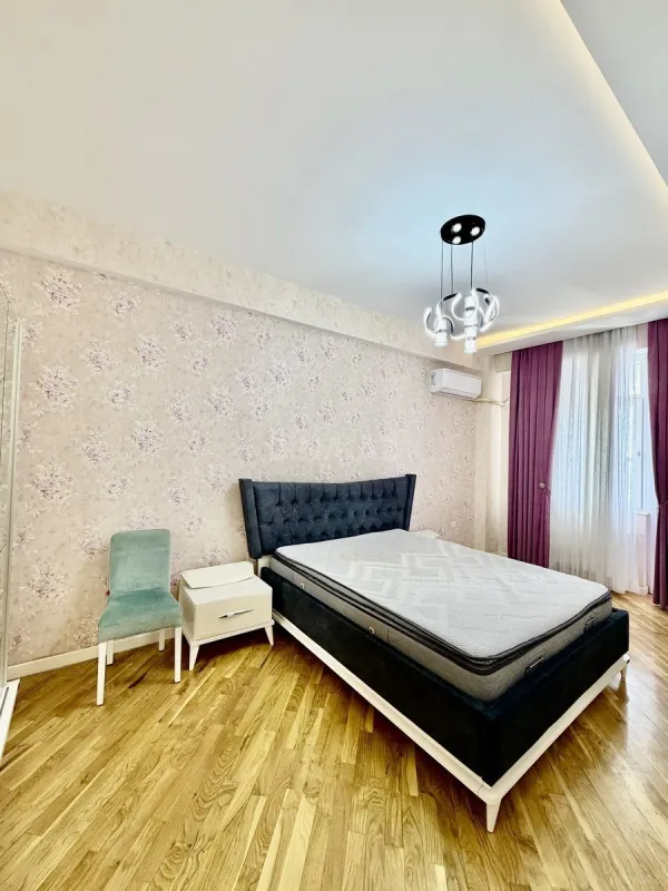 Satılır 3 otaqlı mənzil 76 m²