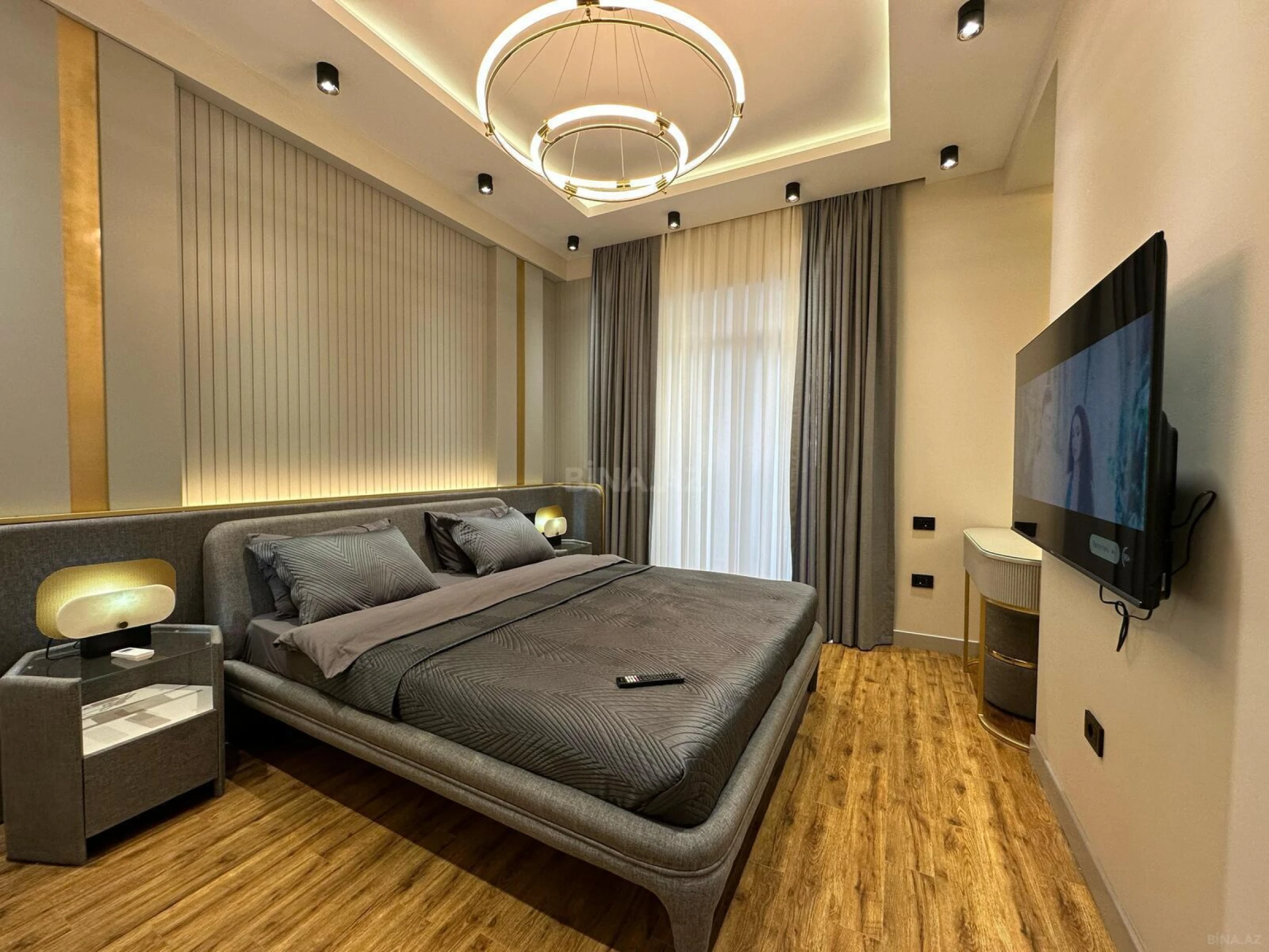 Kirayə verilir 2 otaqlı mənzil 65 m²
