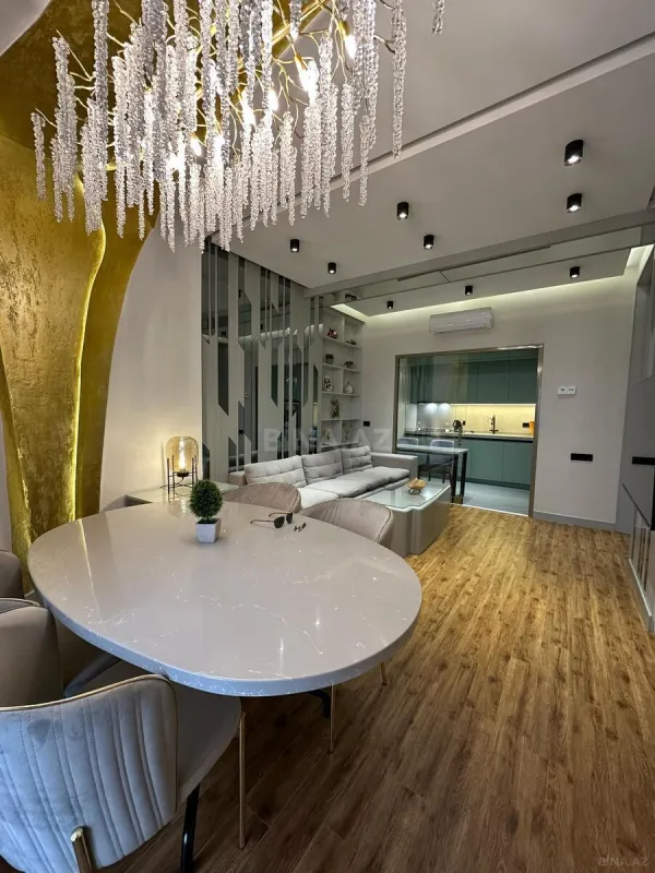 Kirayə verilir 2 otaqlı mənzil 65 m²