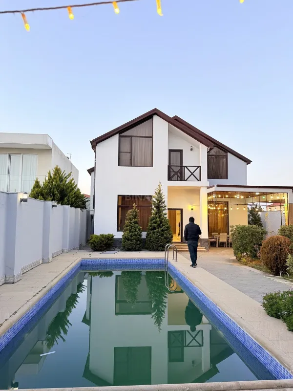 Kirayə verilir 5 otaqlı həyət evi 300 m²