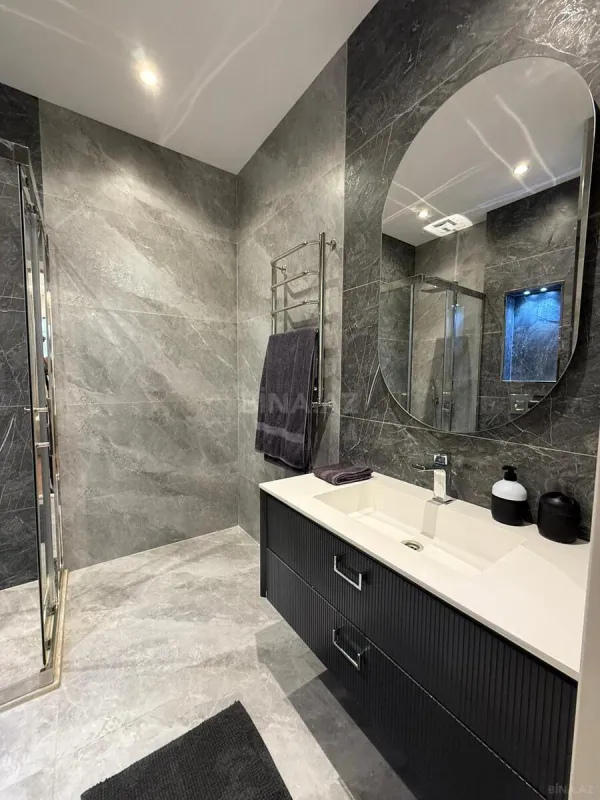 Kirayə verilir 3 otaqlı mənzil 130 m²