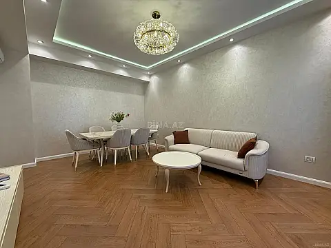 Kirayə verilir 3 otaqlı mənzil 130 m² — Bakı 3 otaq 130.00 m²