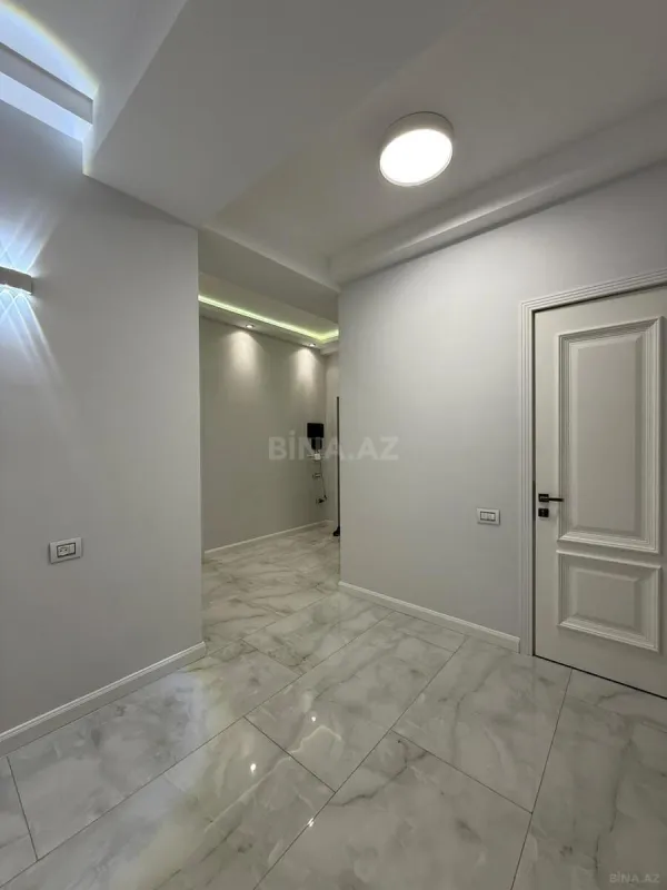 Kirayə verilir 3 otaqlı mənzil 130 m²