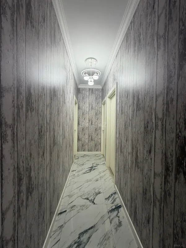 Satılır 4 otaqlı mənzil 110 m²