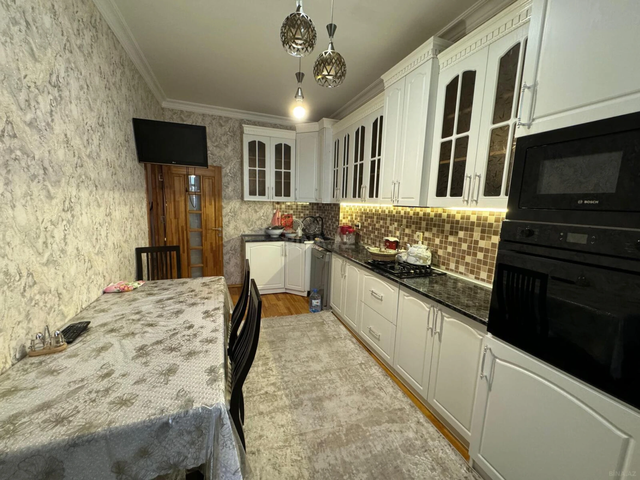 Satılır 4 otaqlı mənzil 170 m²