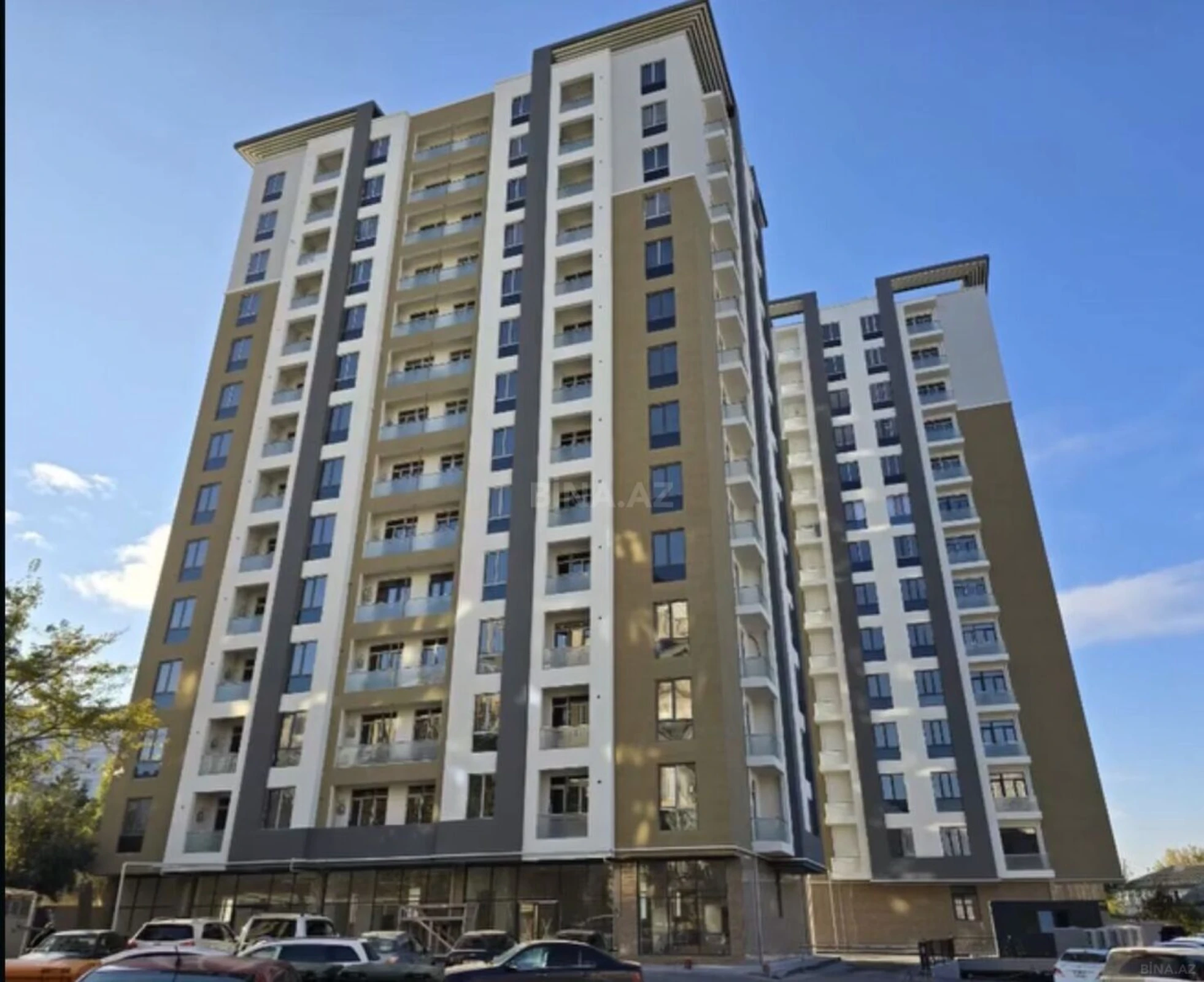 Satılır 3 otaqlı mənzil 112 m²