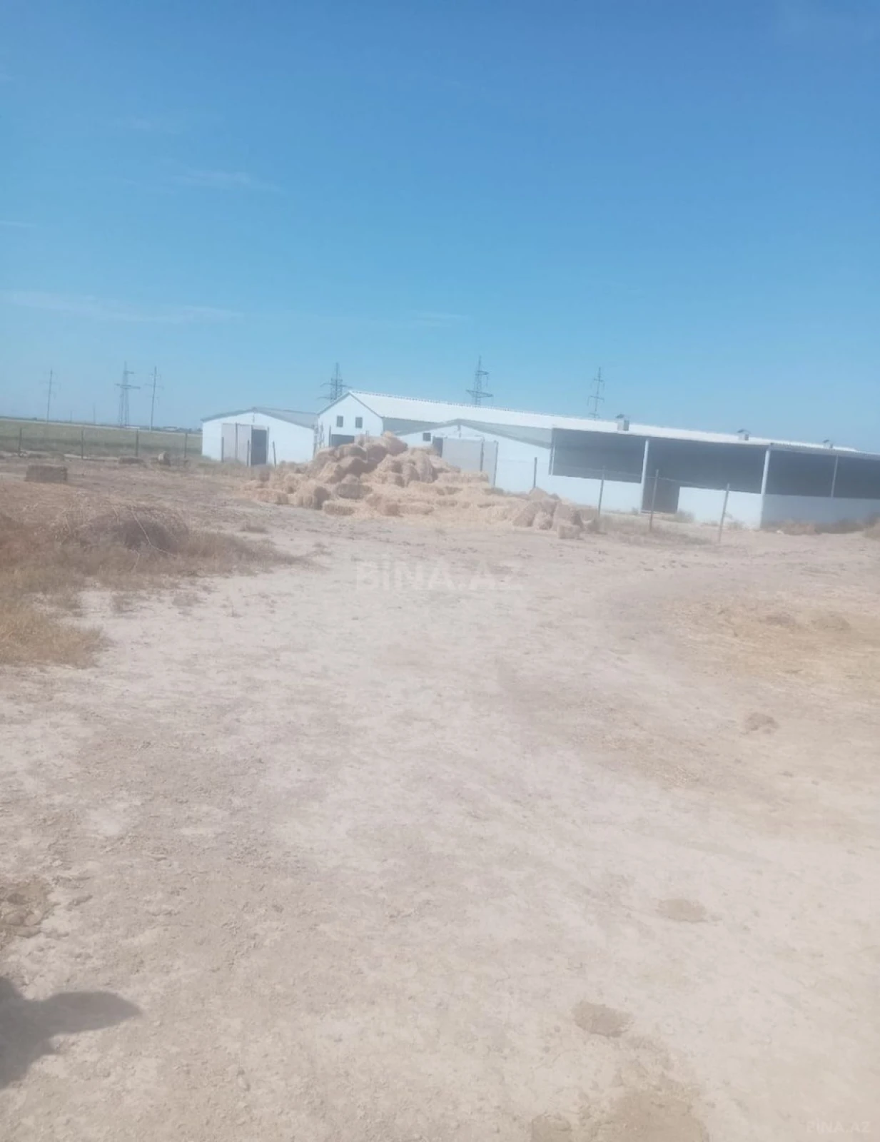 Satılır torpaq sahəsi 5000 m²