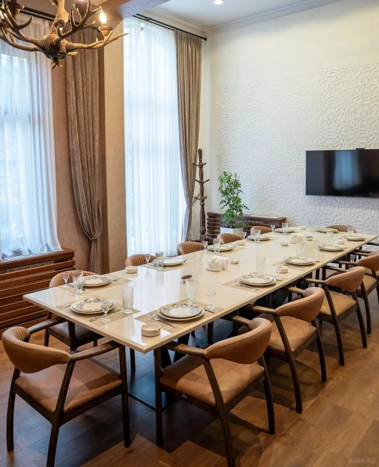 Kirayə verilir obyekt 1000 m²