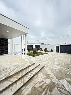 Satılır 4 otaqlı həyət evi 180 m²