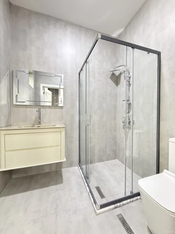 Satılır 4 otaqlı həyət evi 180 m²