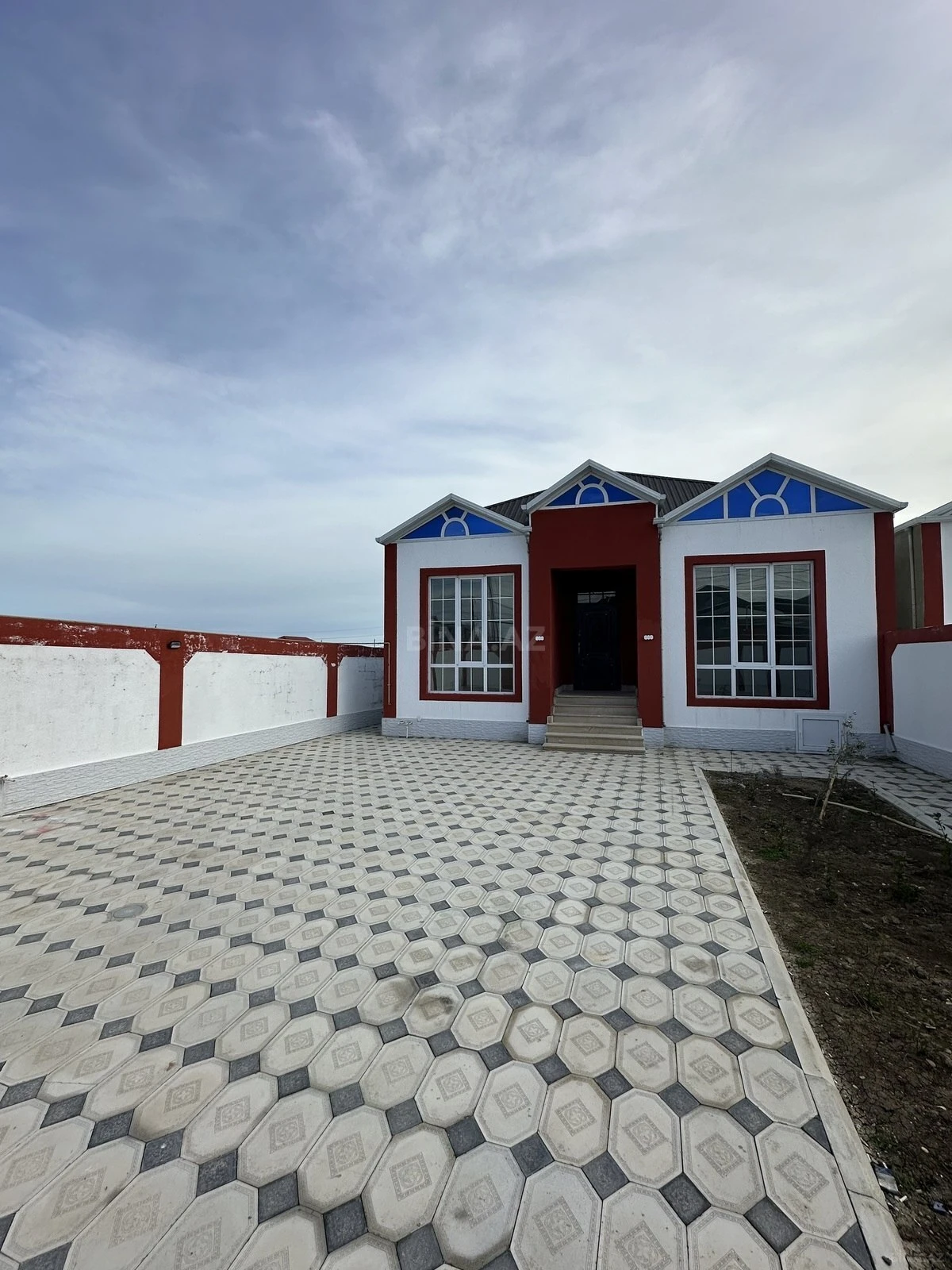 Satılır 4 otaqlı həyət evi 110 m²