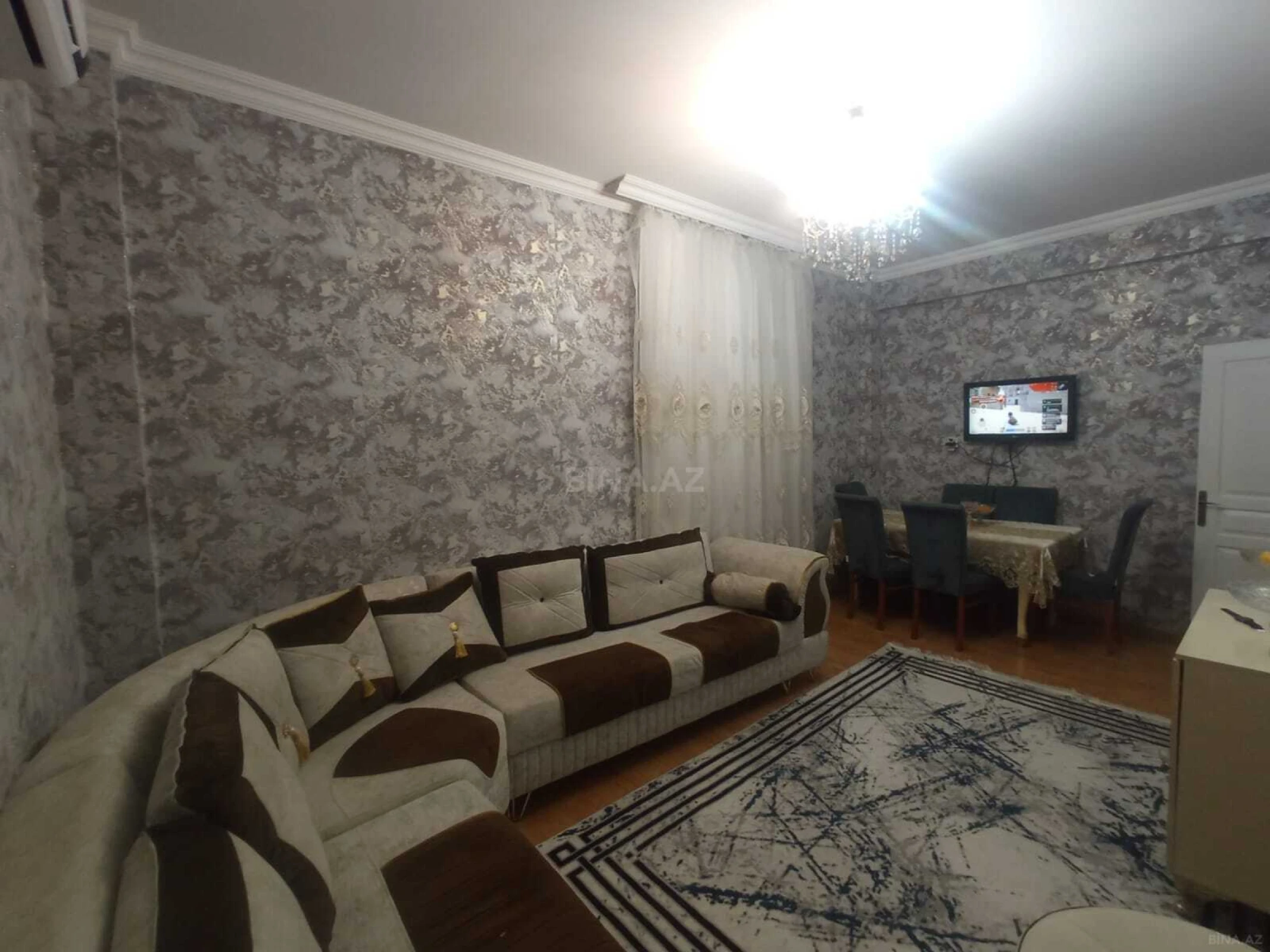 Satılır 2 otaqlı mənzil 60 m²