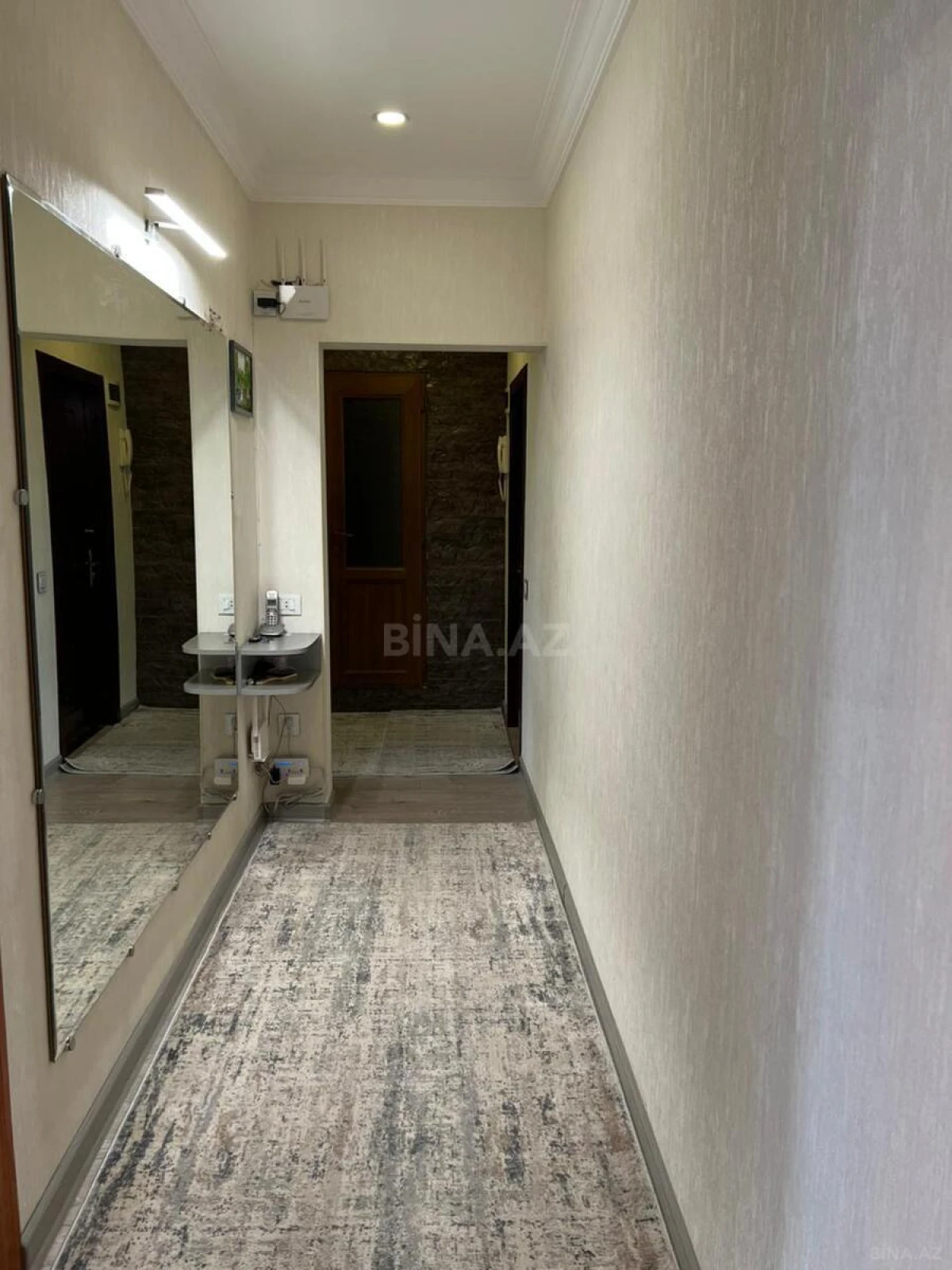 Satılır 2 otaqlı mənzil 65 m²