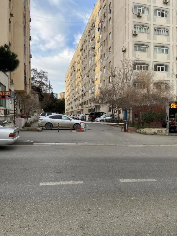 Satılır 2 otaqlı mənzil 65 m²