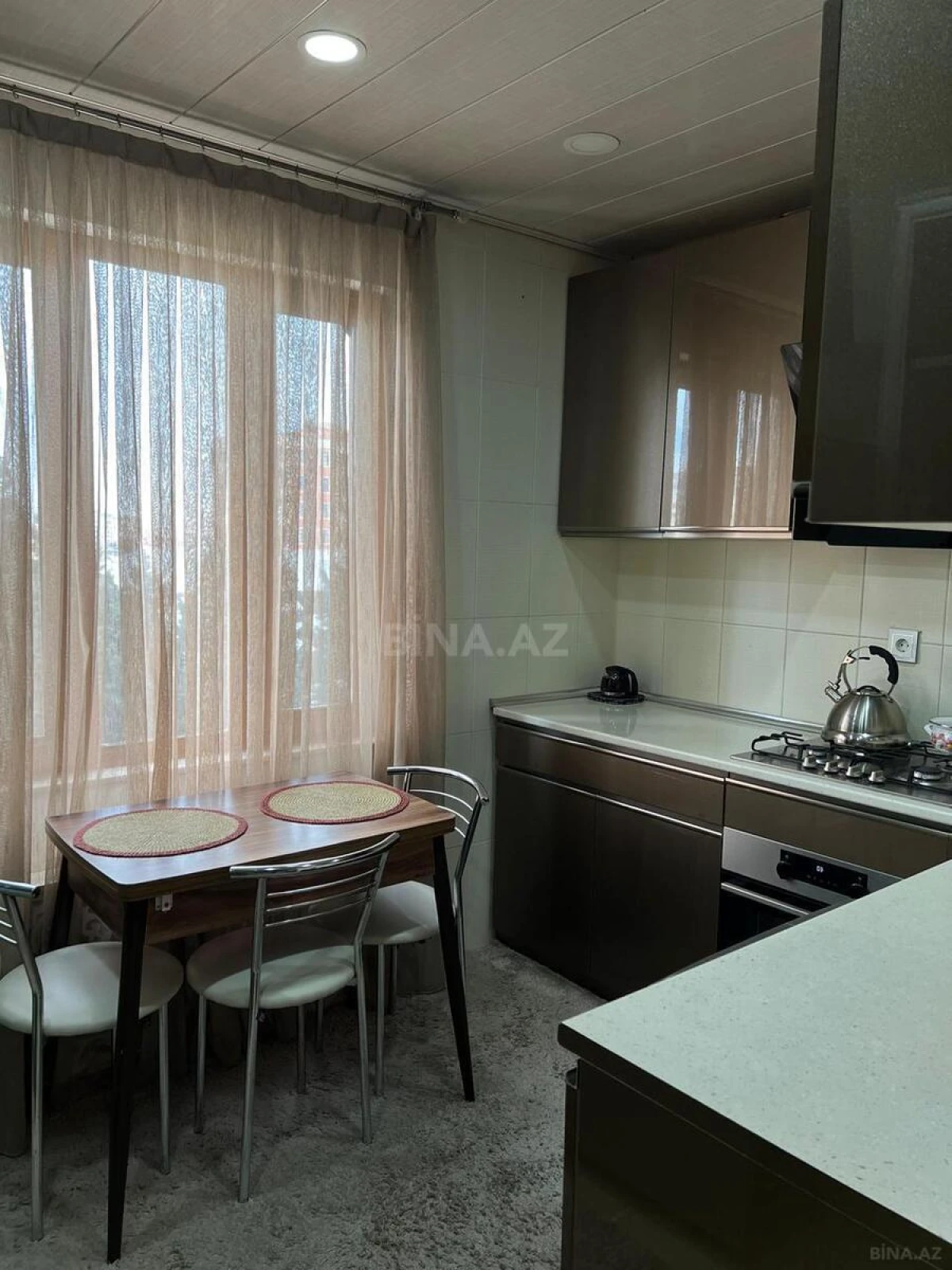 Satılır 2 otaqlı mənzil 65 m²
