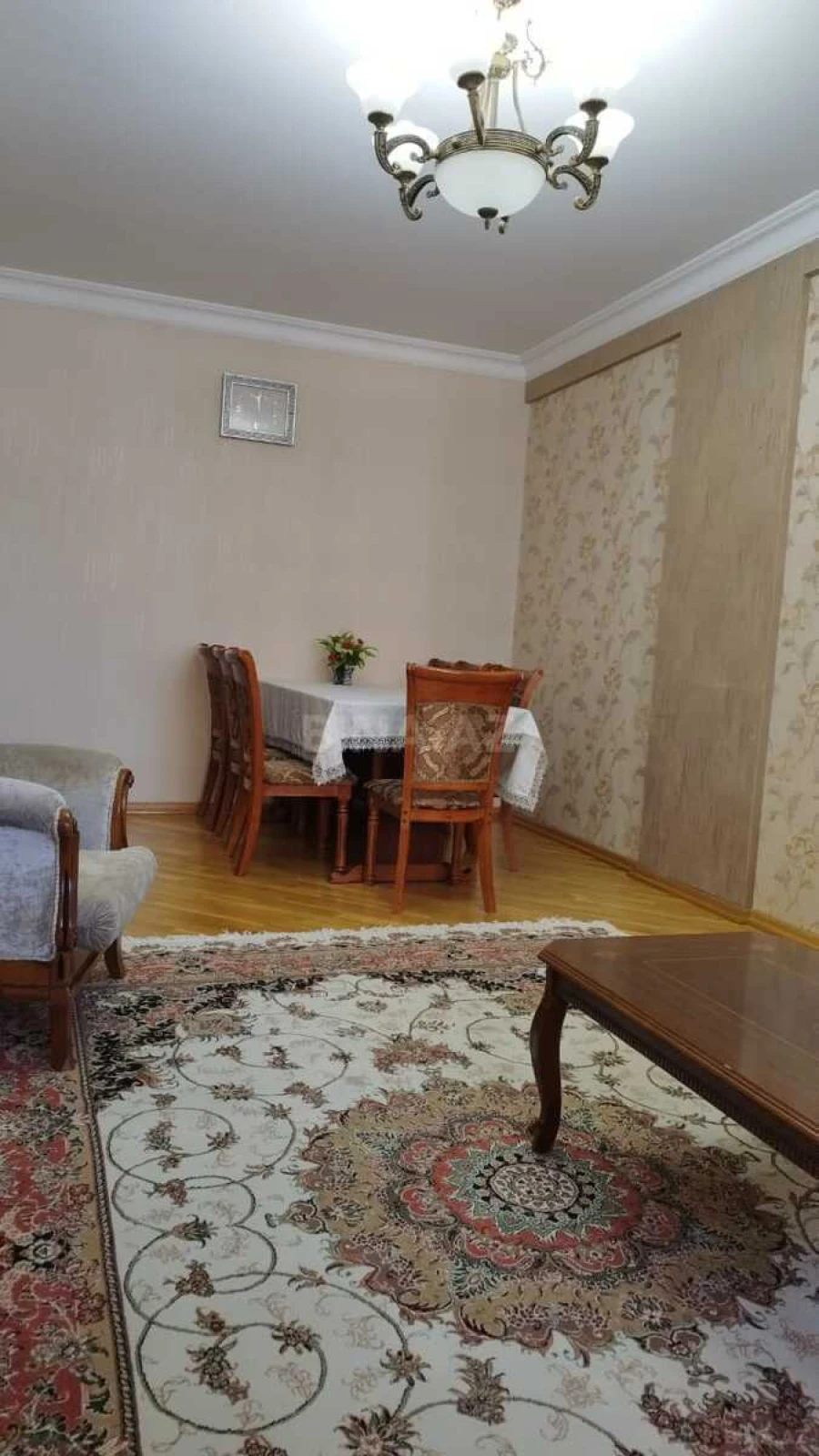 Satılır 3 otaqlı mənzil 125 m²