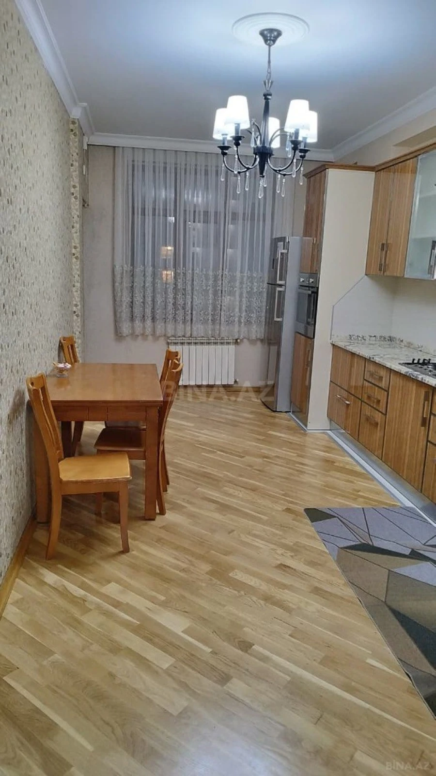Satılır 3 otaqlı mənzil 125 m²
