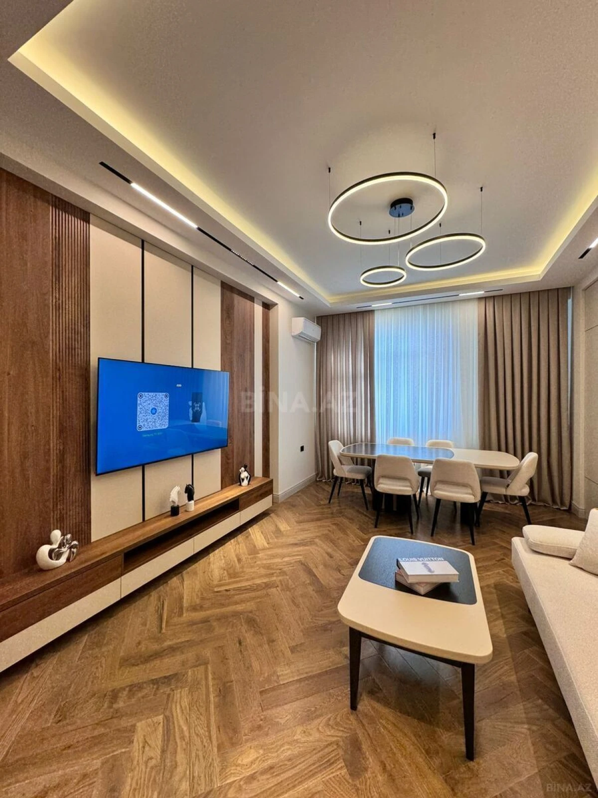 Satılır 2 otaqlı mənzil 86 m²