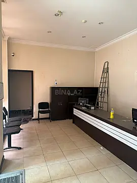 Satılır obyekt 300 m²