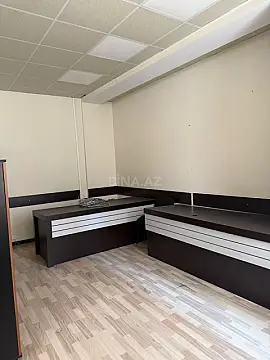 Satılır obyekt 300 m²