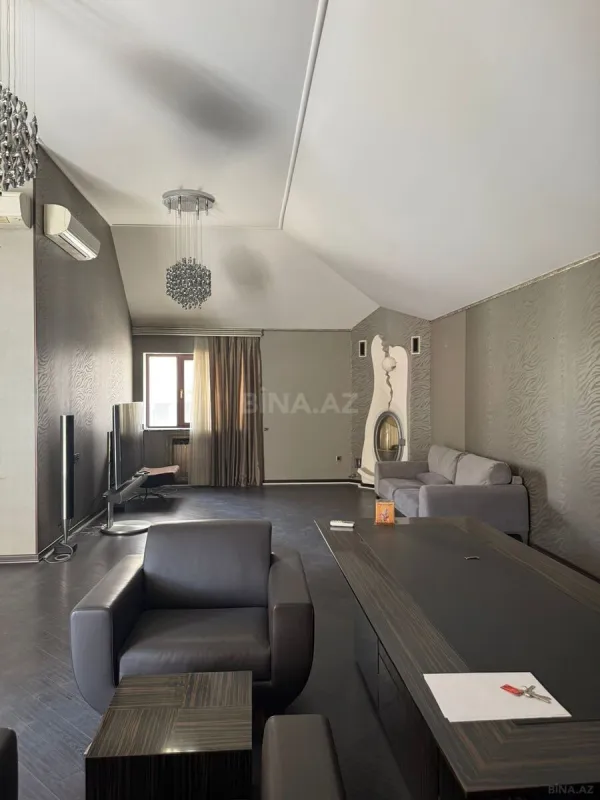 Satılır obyekt 300 m²