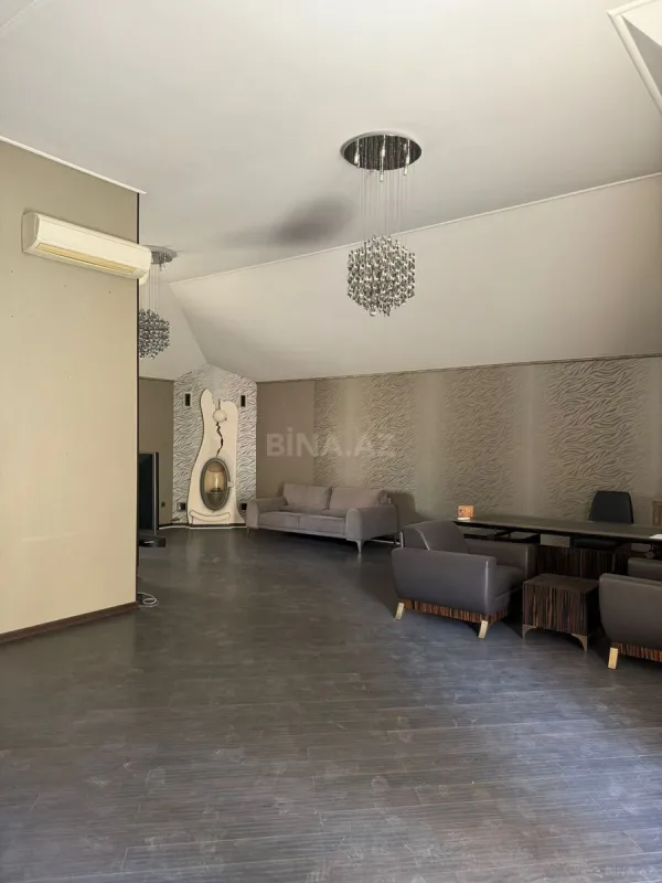 Satılır obyekt 300 m²