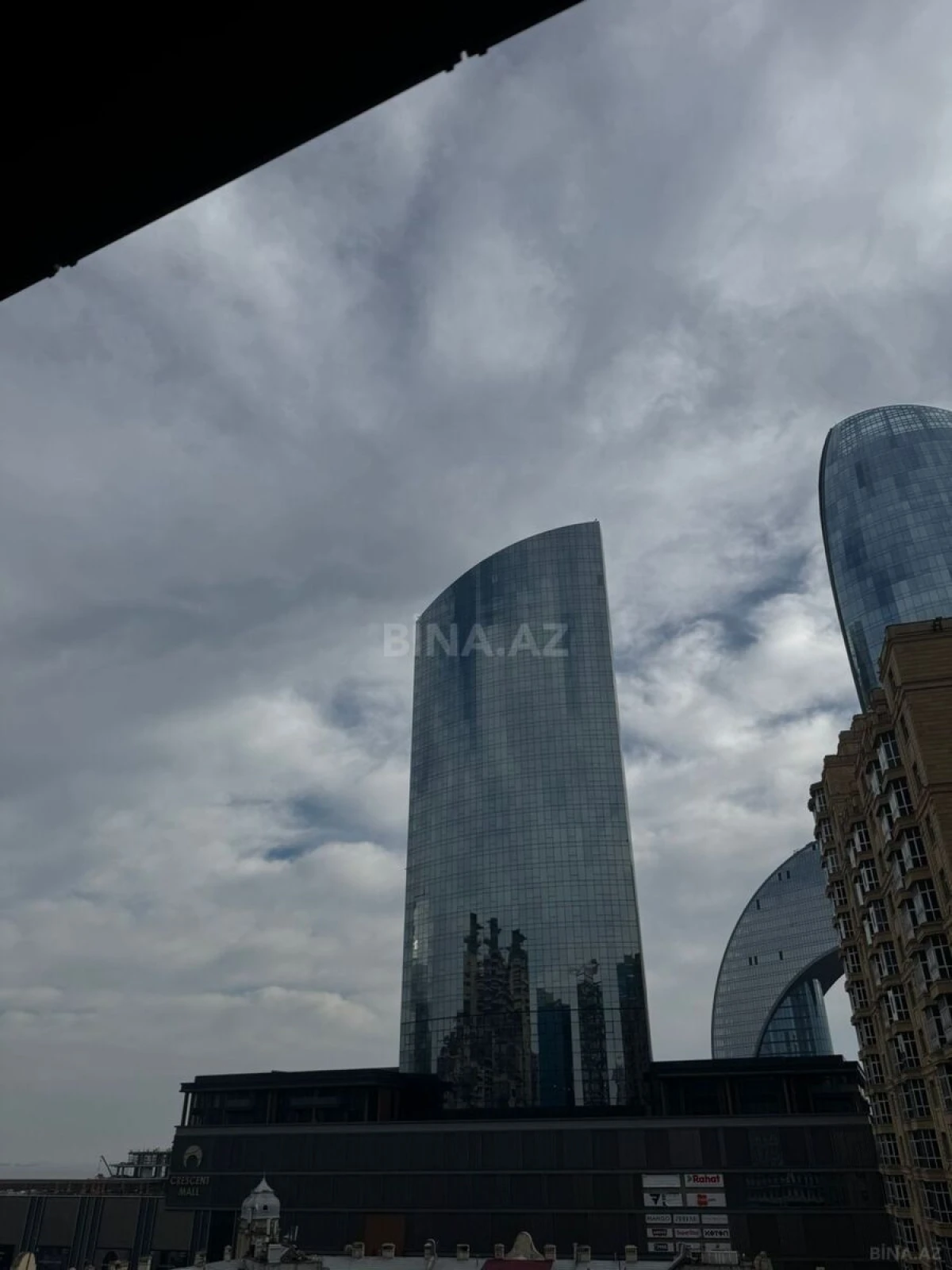 Kirayə verilir 1 otaqlı mənzil 55 m²