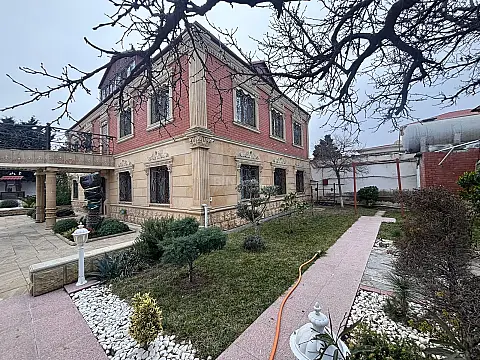 Satılır 9 otaqlı həyət evi 400 m² — Bakı, Mərdəkan 9 otaq 400.00 m²