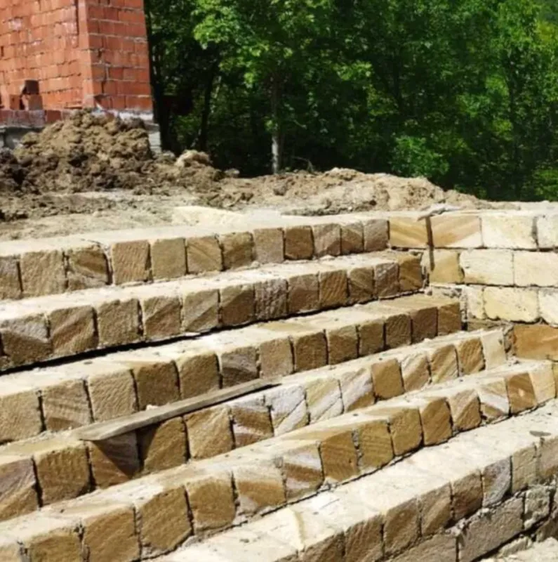 Satılır 4 otaqlı həyət evi 850 m²