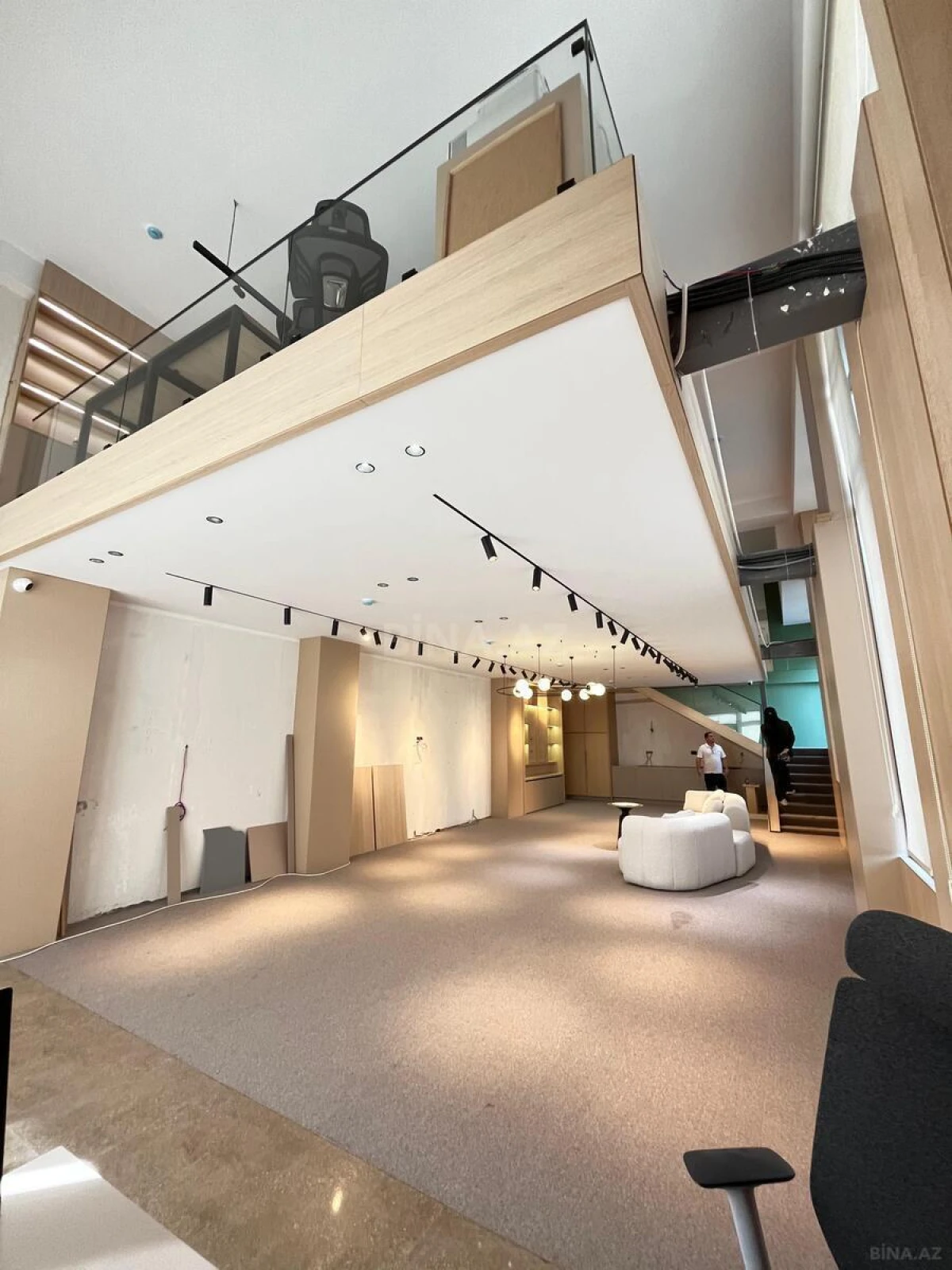 Kirayə verilir obyekt 125 m²