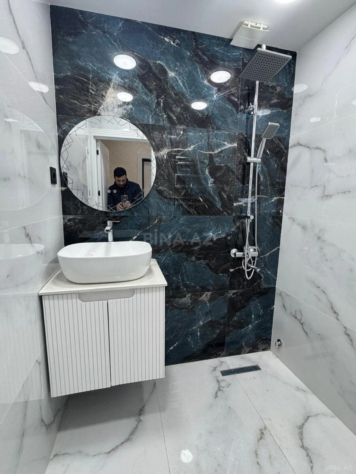 Satılır 2 otaqlı mənzil 60 m²