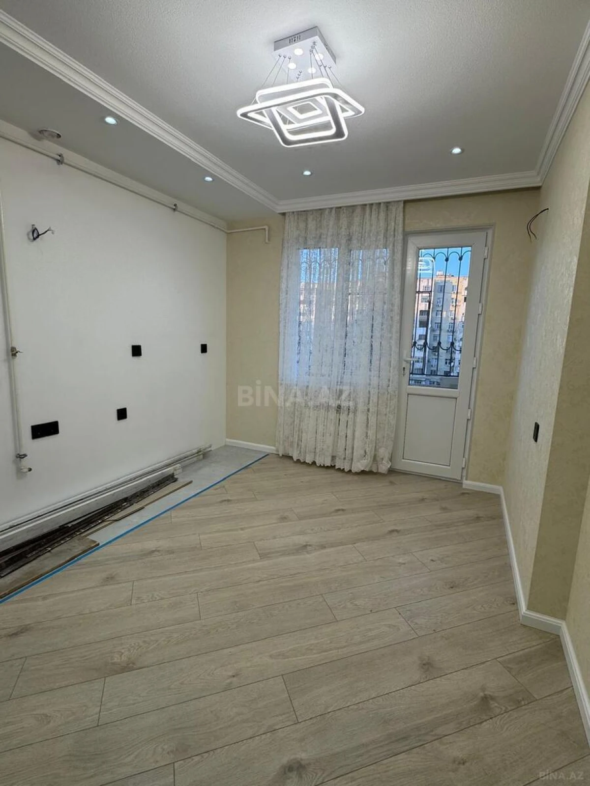 Satılır 2 otaqlı mənzil 60 m²