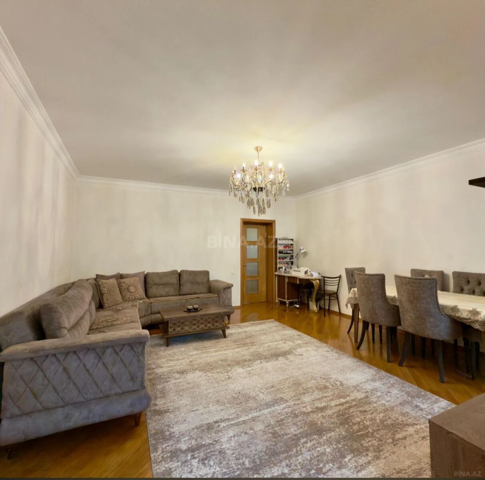Satılır 4 otaqlı mənzil 75 m²