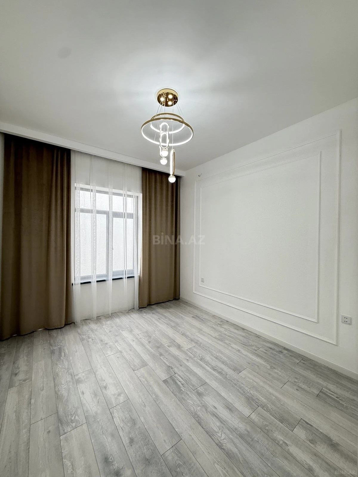Satılır 4 otaqlı həyət evi 180 m²