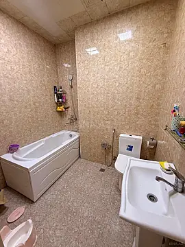 Satılır 2 otaqlı mənzil 65 m²