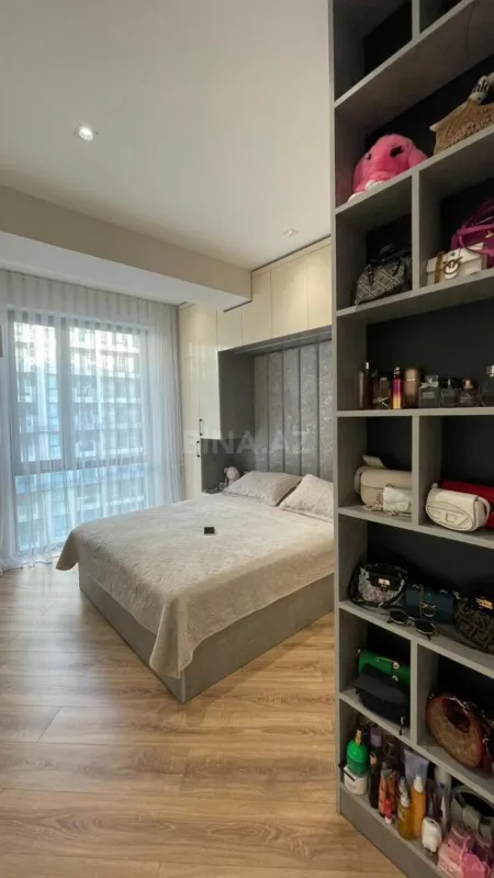 Kirayə verilir 2 otaqlı mənzil 65 m²