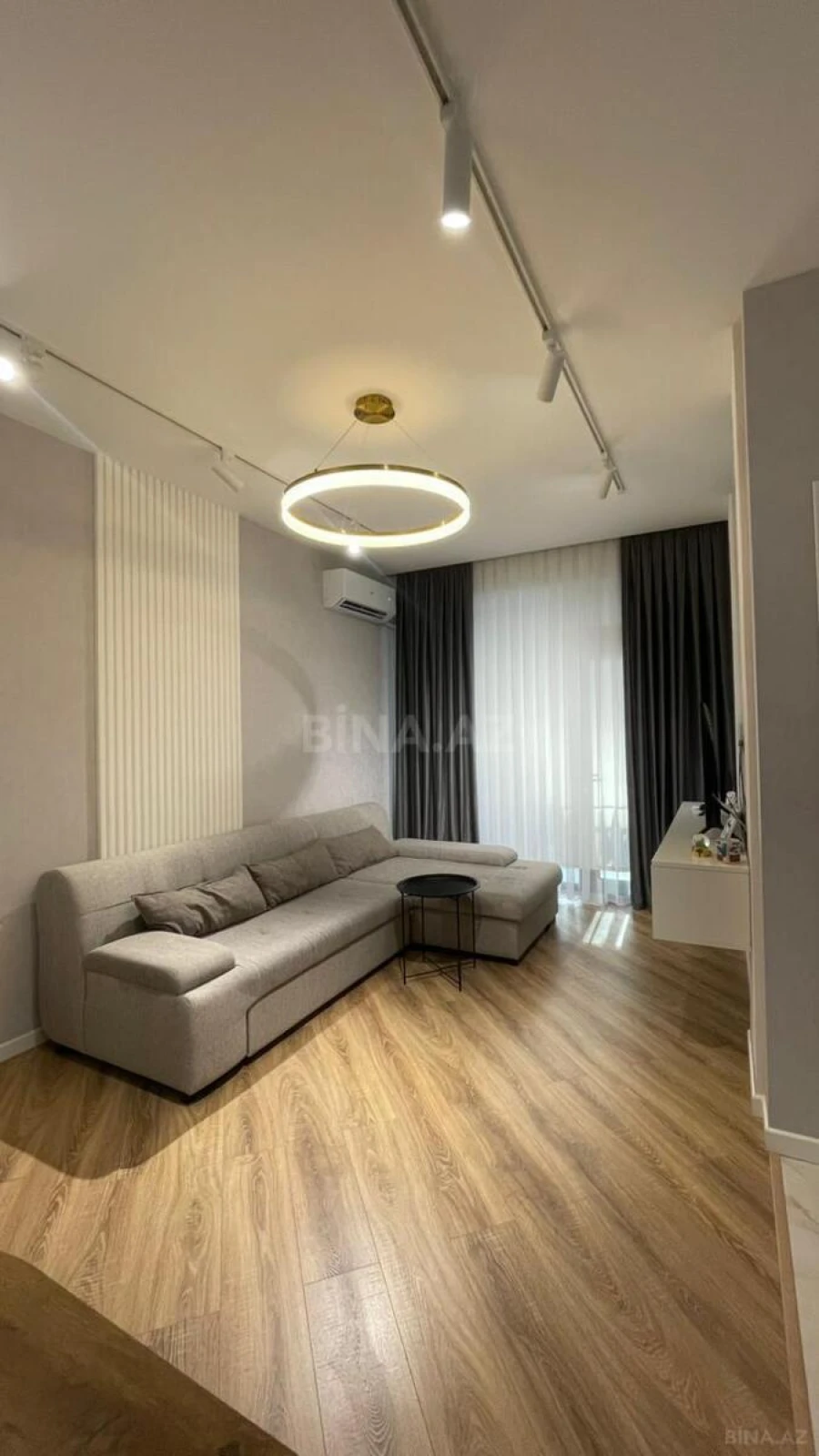 Kirayə verilir 2 otaqlı mənzil 65 m²