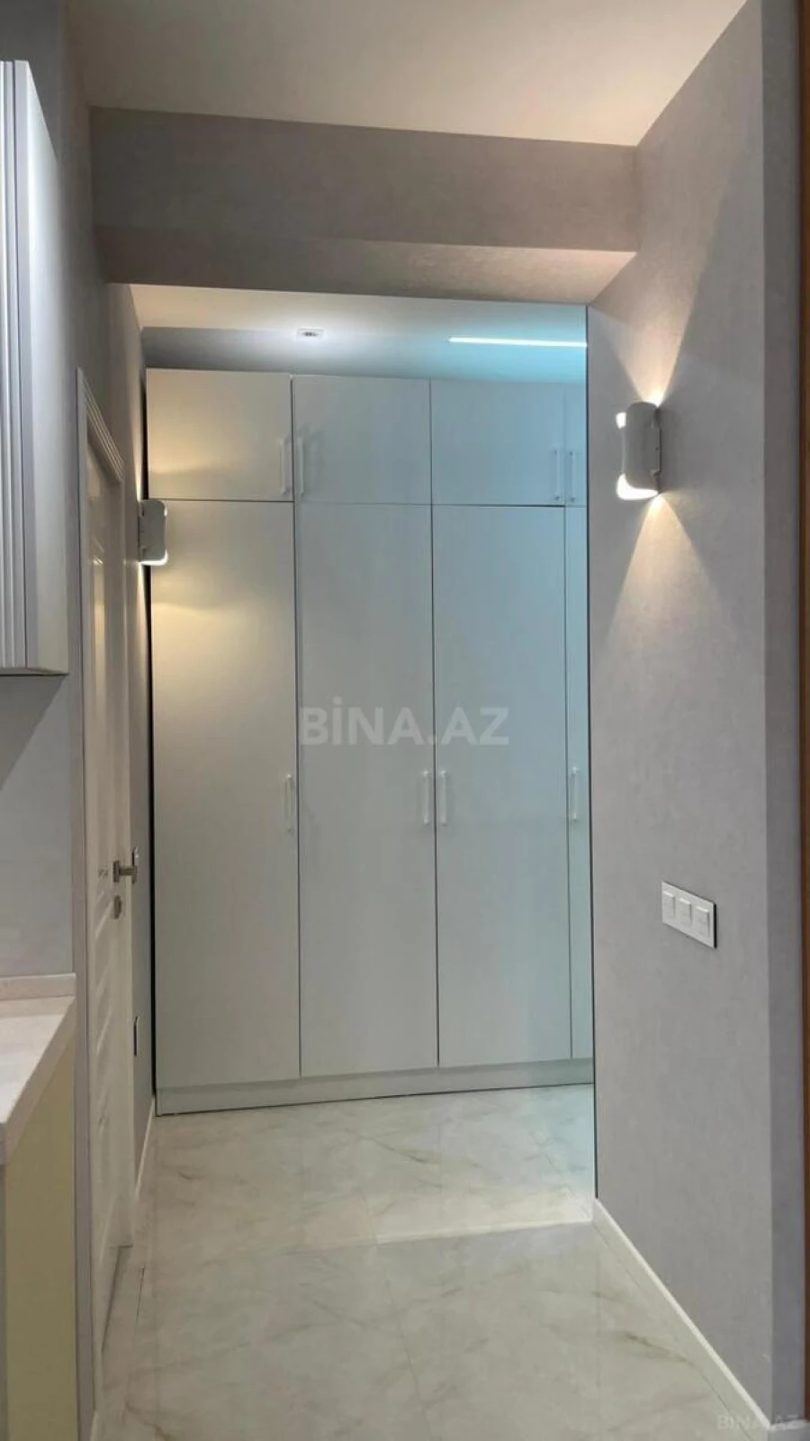 Kirayə verilir 2 otaqlı mənzil 65 m²
