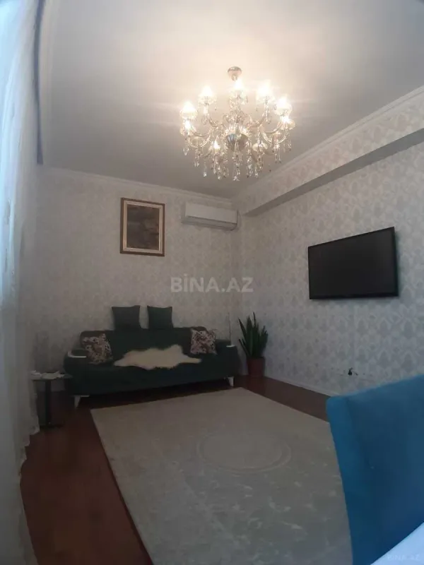 Satılır 2 otaqlı mənzil 60 m²